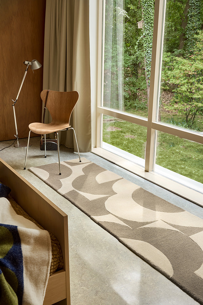 Orla Kiely Prism Flower Mushroom - Ecru 158009 Rug